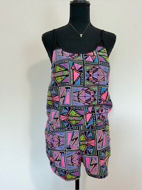 Women's Geometric Print Romper - Pink Multi